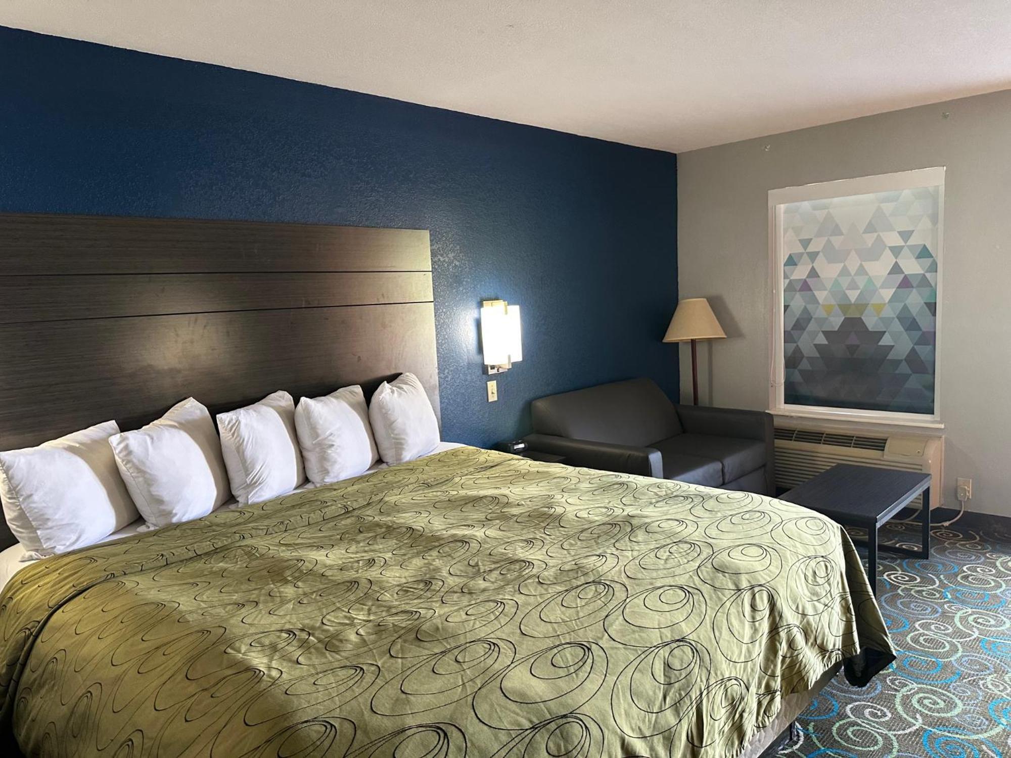 Clairmont Inn & Suites - Warren Ngoại thất bức ảnh